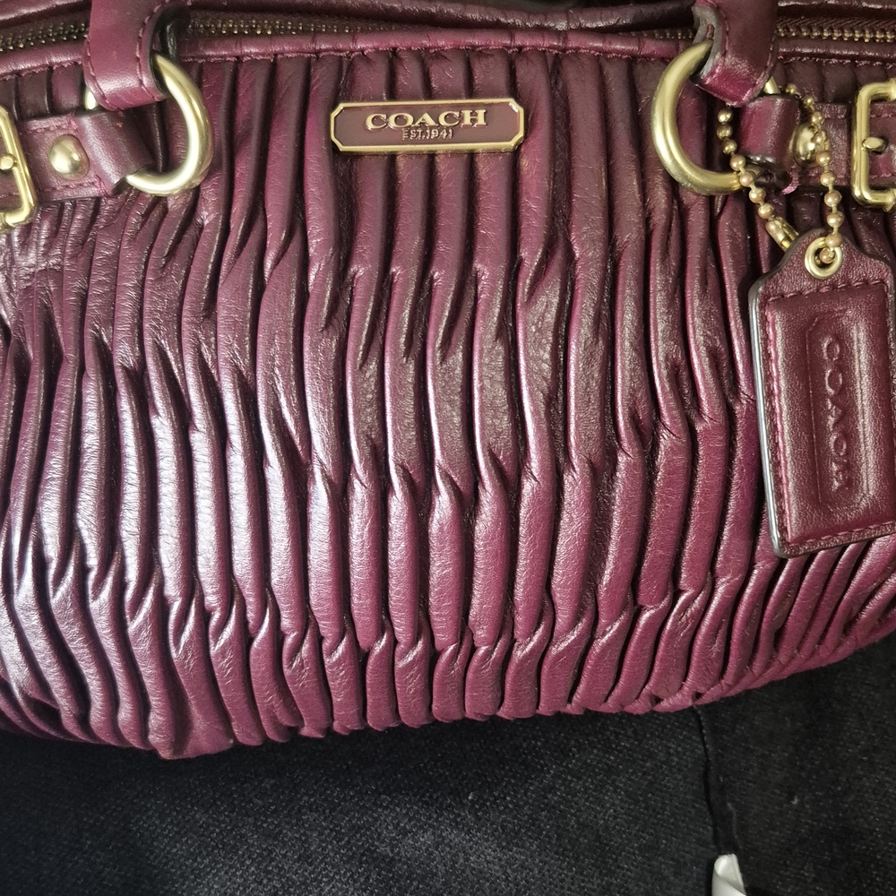 Coach Bordeaux Burgundy Leather Shoulder Bag EUC